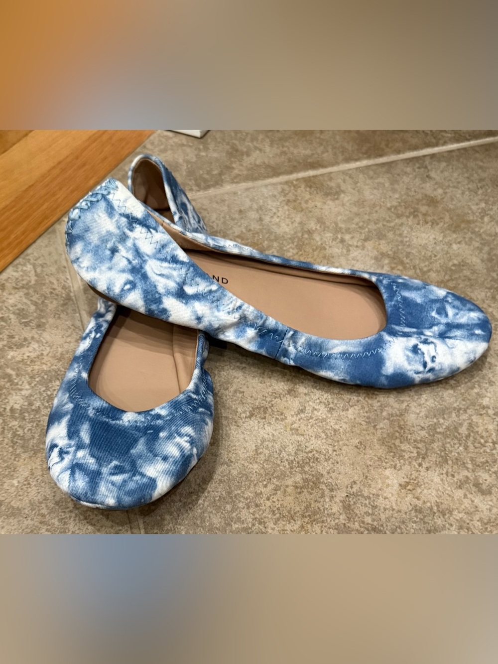 Lucky Brand Emmie Ballet Flats in the "Blue and White Cloud Tie Dye" $25 size 10